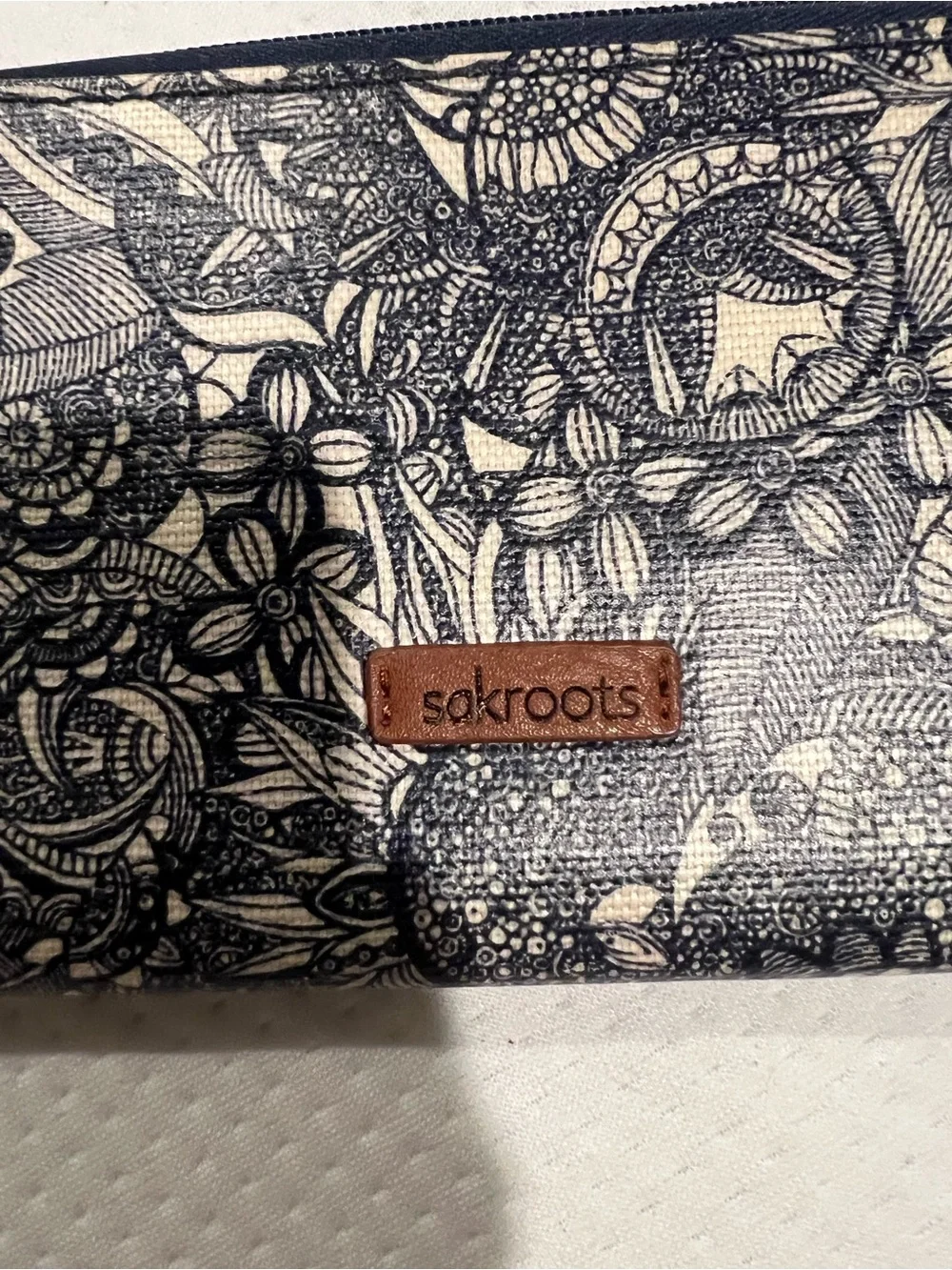Sakroots Navy and Cream Floral Zip-Around Wallet